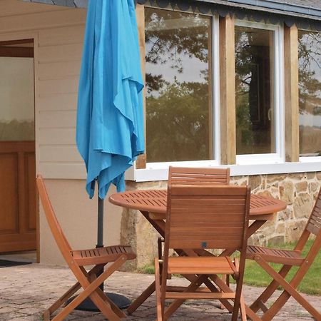 2 Bedroom Awesome Home In Mantallot Exterior foto