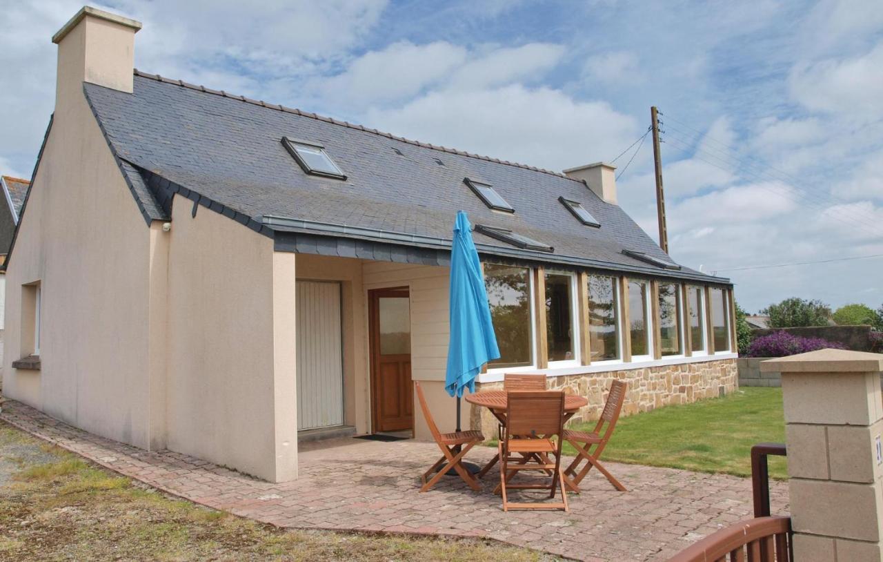 2 Bedroom Awesome Home In Mantallot Exterior foto